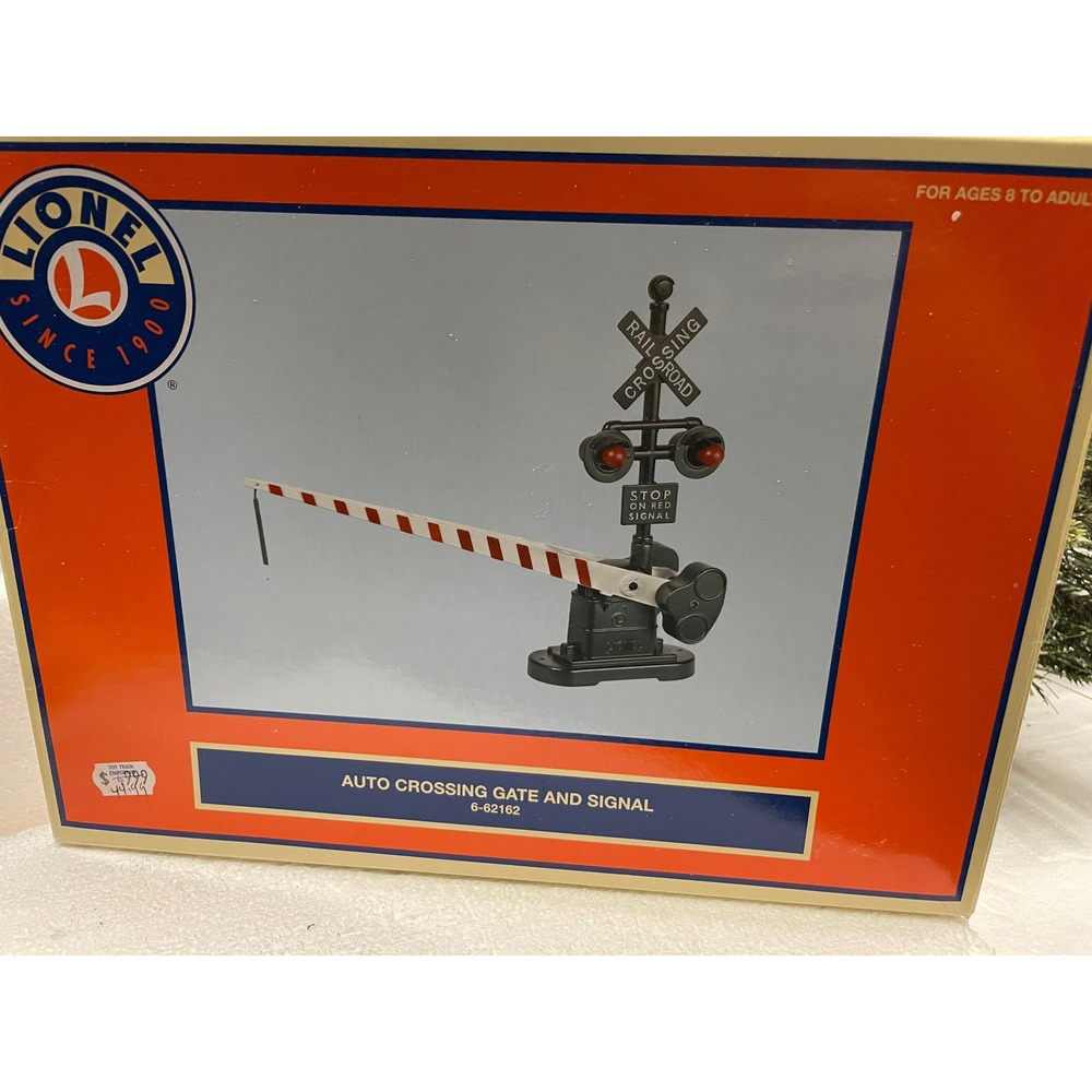 Lionel 6-62162 AUTO CROSSING GATE and SIGNAL O Gauge Train Accessory